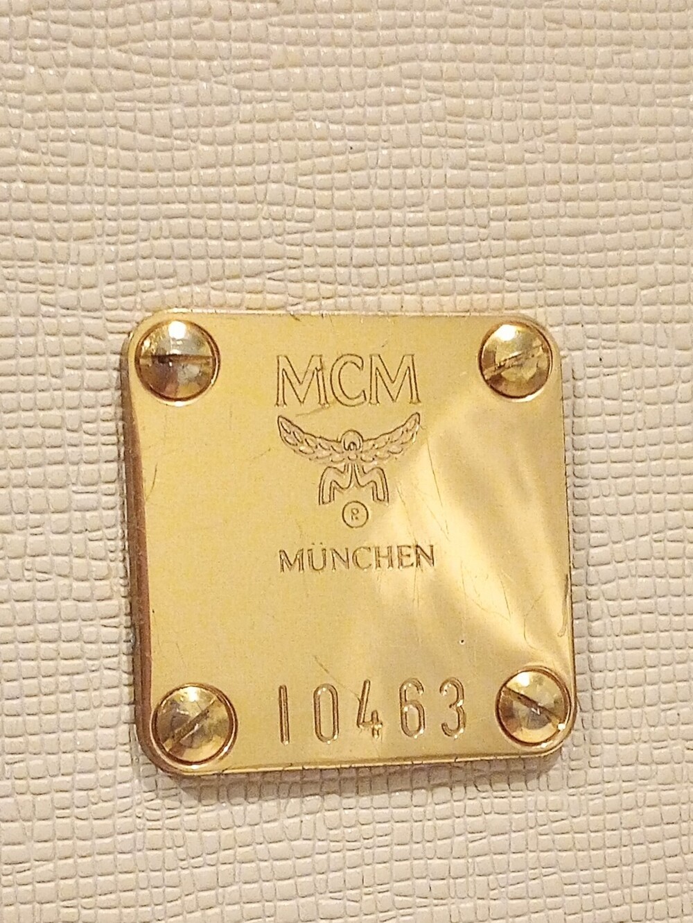 MCM Munich (München) Studded Structured Leather Tote Bag - Picture 3 of 15